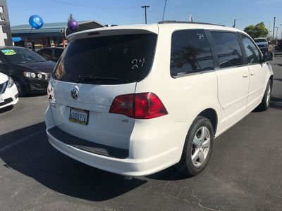 2011 Volkswagen ROUTAN SE
