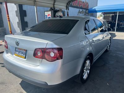 2010 Volkswagen JETTA SE