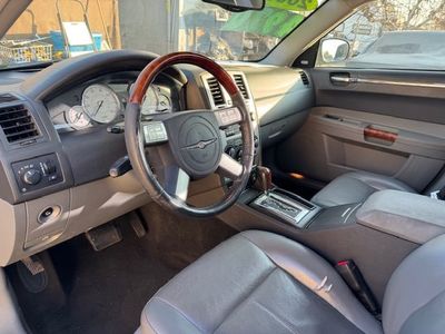 2005 Chrysler 300 TOURING