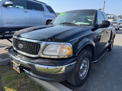 2000 Ford F 150 LARIAT