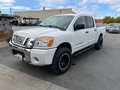 2010 Nissan TITAN