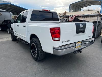 2010 Nissan TITAN