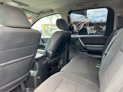 2010 Nissan TITAN