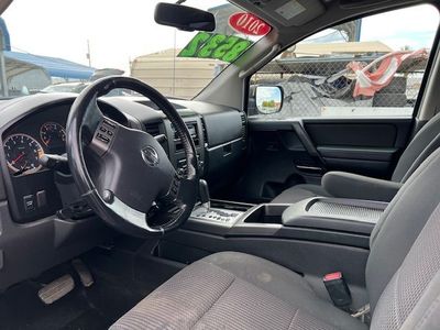 2010 Nissan TITAN