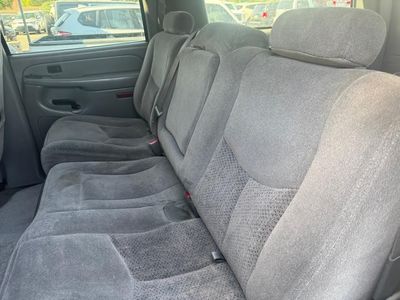 2005 Chevrolet SUBURBAN