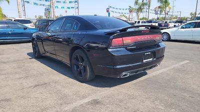 2014 Dodge CHARGER SXT