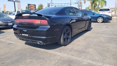 2014 Dodge CHARGER SXT